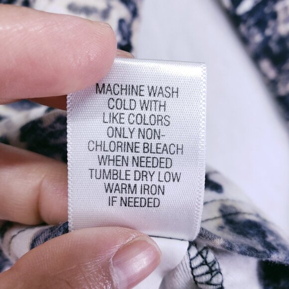 Croft and Barrow Classic Tee Abstract Pattern Plus Size 2X Long Sleeve Cotton - Picture 4 of 15